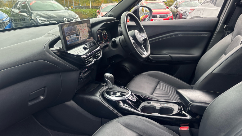 Nissan Juke 1.6 Hybrid Tekna 5dr Auto Hybrid Hatchback